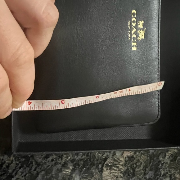 NWT Coach retail wristlet with gift box - Picture 8 of 8